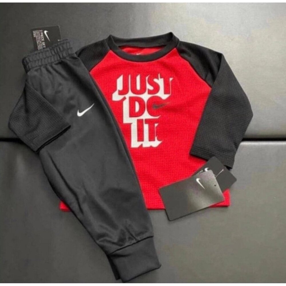 NWT Nike Jogger & Long Sleeve Tee Set Baby Boys Size 12M